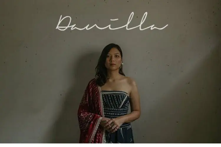 Lirik Laguâ Berdistraksi â Danilla