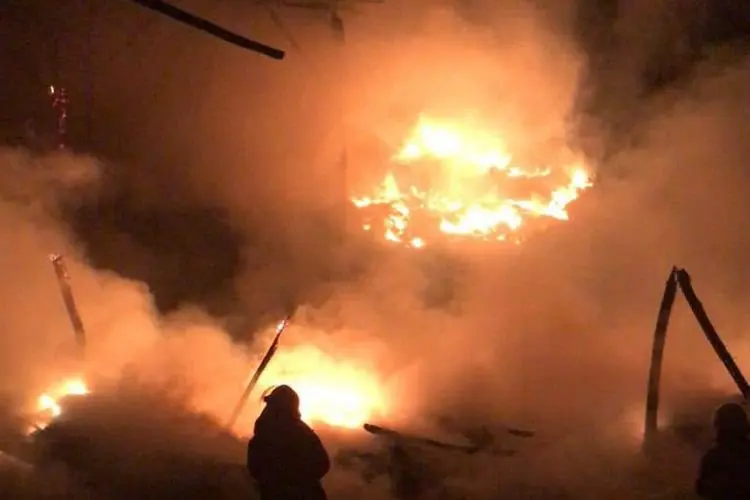 Malam-malam Warga Panik! Tempat Limbah Kapur di KBB Hangus Terbakar, Begini Kronologinya