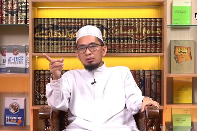 Kapan Waktu Terbaik Beristigfar? Ini Jawaban Ustadz Adi Hidayat, Jelaskan Surat Az-Zariyat