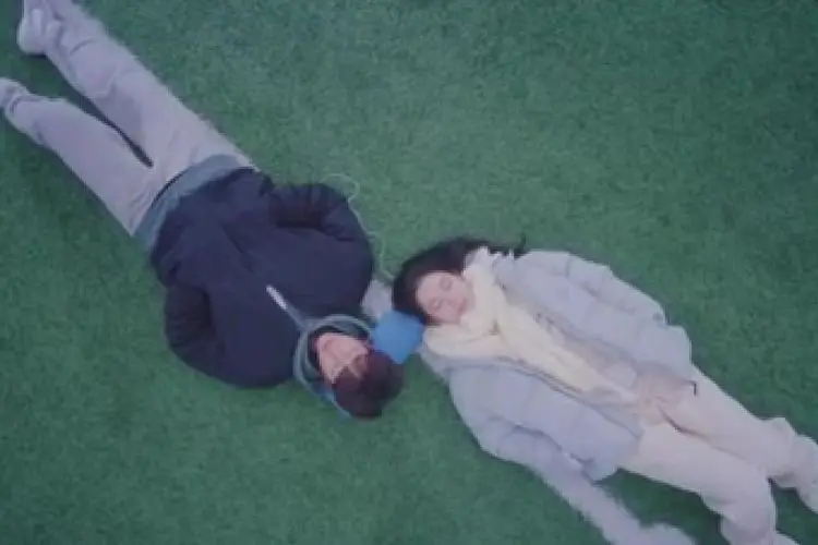 Spoiler Love All Play Episode 7: Park Tae Joon dan Park Tae Yang Resmi Pacaran, Tingkahnya Makin Romantis!