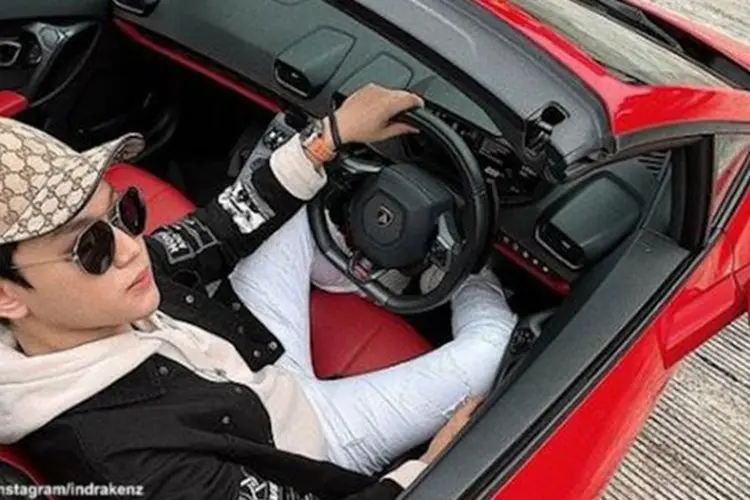 Ini Daftar Kekayaan Indra Kenz yang Disita Penyidik, Jam Tangan Mewah Sampai Ferrari