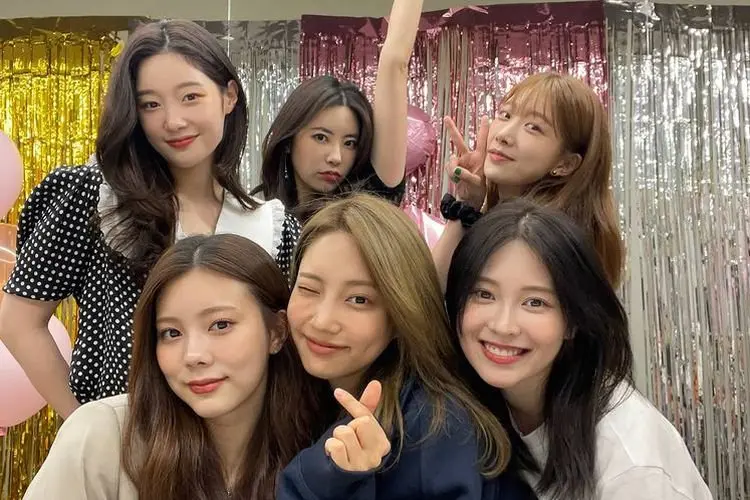 Girl Grup DIA Resmi Bubar Setelah Comeback dengan Merilis Album Terakhir pada Bulan Agustus