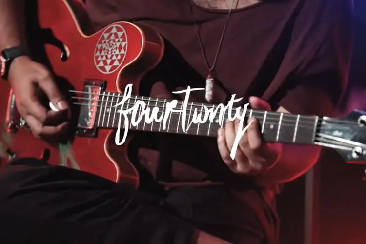 Lirik Laguâ Zona Nyaman â Fourtwnty