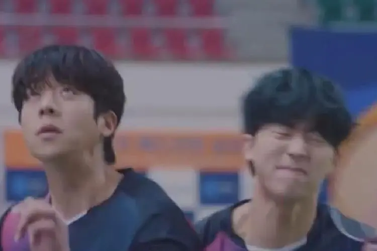 Spoiler Love All Play Episode 8: Kerjasama Park Tae Joon dan Yuk Jung Hwan Saat Perkuat Tim Yunis