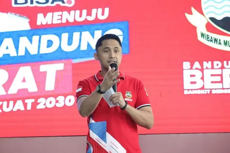 Tampung Aspirasi Kades se-KBB, Hengky Kurniawan Gelar Kopdar