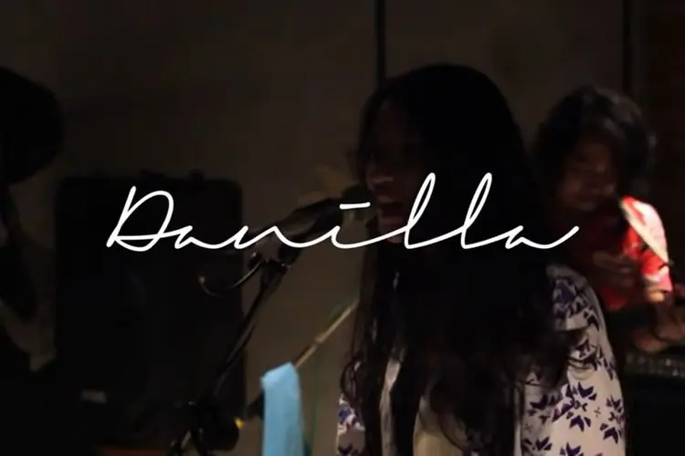 Lirik Laguâ Buaian â Danilla