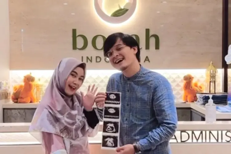Hampir 4 Tahun Menanti Buah Hati, Anisa Eks Cherrybelle Hamil Bayi Kembar