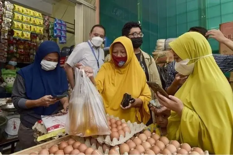Pemerintah Luncurkan Program Minyak Goreng Rakyat, Pembelian Pakai KTP