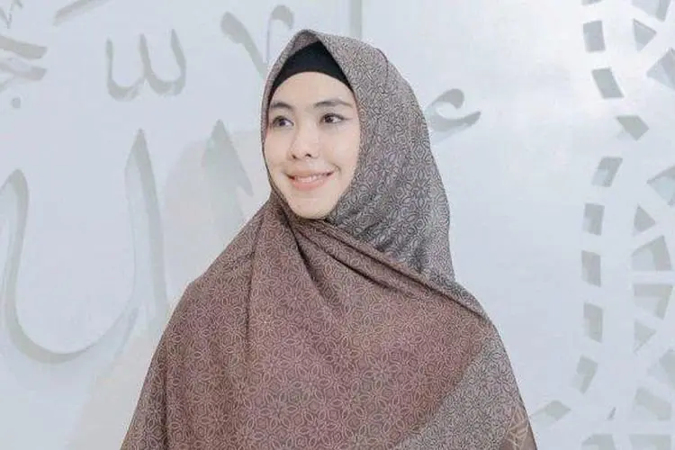 Penyebab Istri Masuk Neraka, Ustadzah Oki Setiana Dewi: Sama-sama Memiliki Kekurangan