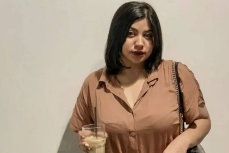 Dea OnlyFans Ngaku Hamil 5 Bulan dan Minta Tak Ditahan
