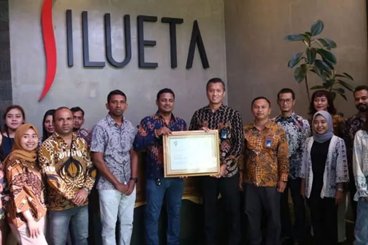 EBT Makin Diminati, PLN Suplai Listrik Ramah Lingkungan Pabrik Bahan Pakaian di Semarang