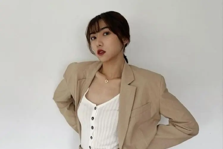 Lirik Laguâ untuk hati yang terluka. â Isyana Sarasvati