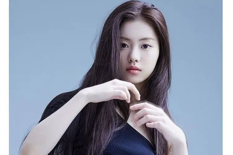 HYBE dan Source Music Bongkar Kejahatan yang Mengaku Korban Bulliying Kim Garam LE SSERAFIM