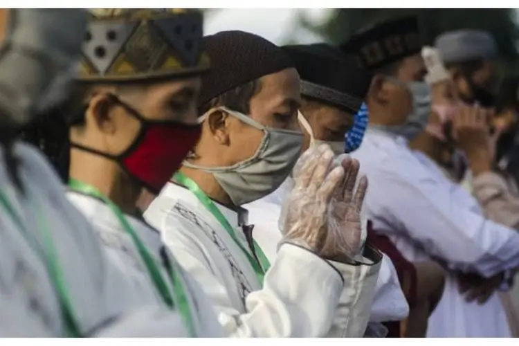 Tata Cara dan Niat Sholat Jamak Takdim, Latin dan Artinya