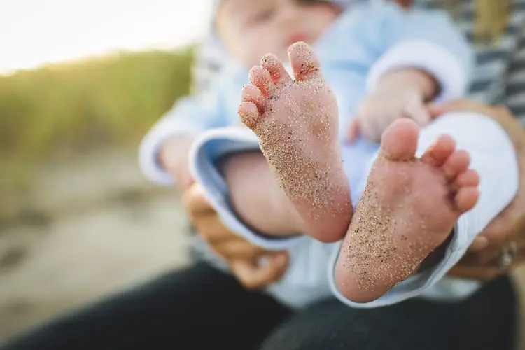 Viral! Bayi Dibuang Pakai Kresek di Bandung