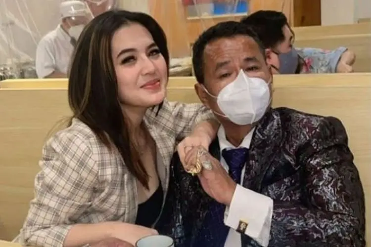 Hotman Paris Laporkan Balik Iqlima Kim Terkait Pencemaran Nama Baik
