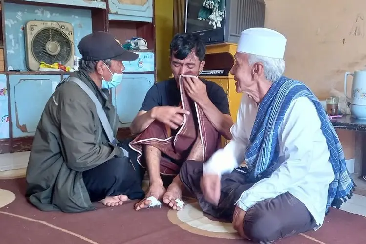 Hilman Masih Meratapi Kehilangan Tiga Orang Perempuan Yang Dicintainya Akibat Tanah Longsor