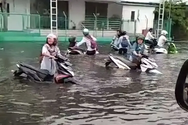 Penurunan Muka Tanah Ancam Eksistensi Wilayah Pesisir, Pantura Jawa Paling Rentan