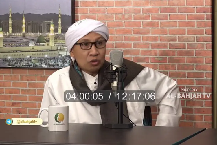 Naik Haji Tanpa Visa Resmi: Sah Secara Fiqih, Tapi Salah di Mata Hukum? Ini Penjelasan Buya Yahya