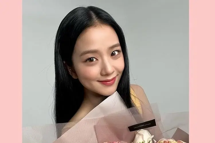 Baru Terungkap, Jisoo BLACKPINK Alami Cedera Kaki hingga Dilarikan ke Rumah Sakit pada Bulan April