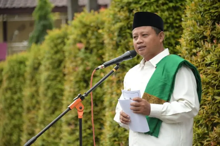 Ridwan Kamil Izin Penting ke Luar Negeri, Jabar Sementara Dipimpin Uu Ruzhanul Ulum