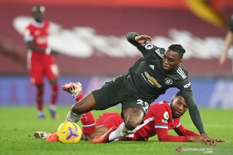 Jose Mourinho Ingin Angkut Aaron Wan Bissaka dari Manchester United ke AS Roma