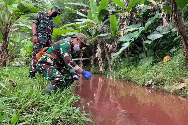 Usai Sungai Cimeta di KBB Viral Berwarna Merah Darah, Polsek Padalarang Panggil 3 Saksi