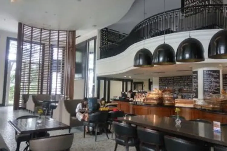 CobaÂ RekomendasiÂ Cafe Konsep Unik Ini Bikin Kamu Berasa Traveling Sekaligus Healing