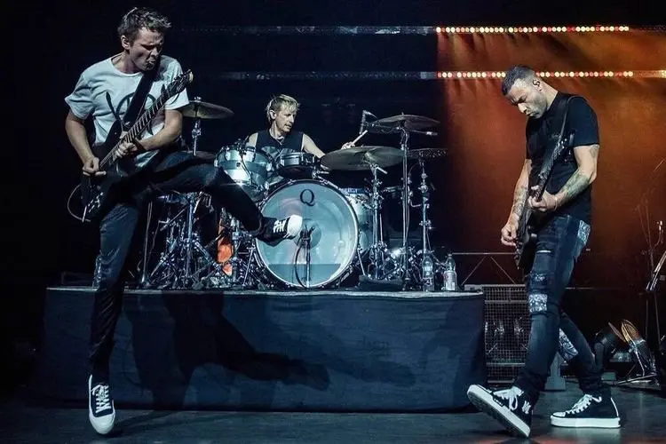 Lirik Laguâ Will Of The People â Muse
