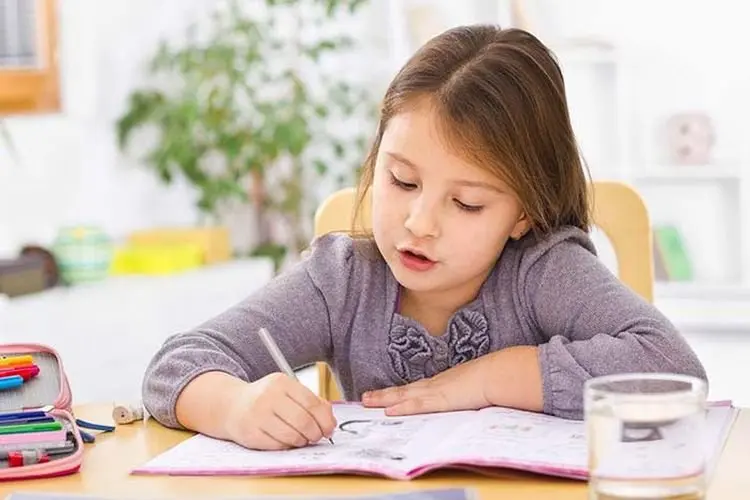 Ternyata Anak Bisa Kenali Diri Sendiri Atas DidikanÂ Orang Tua, Simak Ulasannya!
