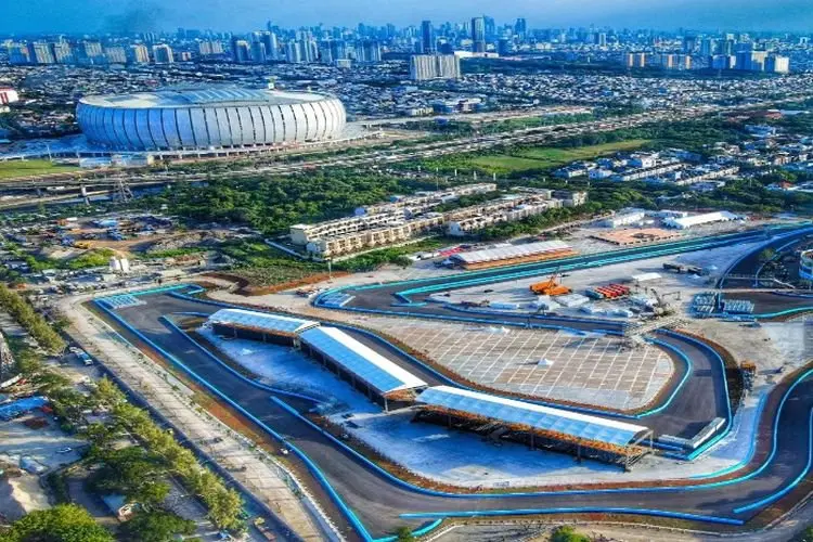 Pebalap Formula E Jean-Eric Vergne Jadi yang Tercepat di Latihan Bebas Kedua Jakarta E-Prix 2022