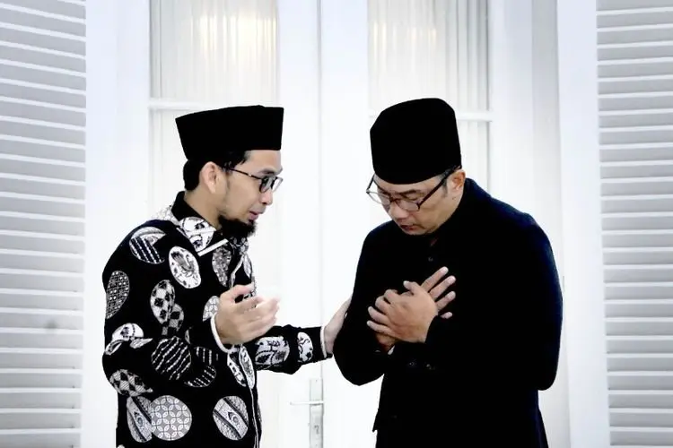 Guru Agama Keluarga Ridwan Kamil, Ustadz Adi Hidayat Sebut Emmeril Kahn Mumtadz Sosok Pemuda Hebat