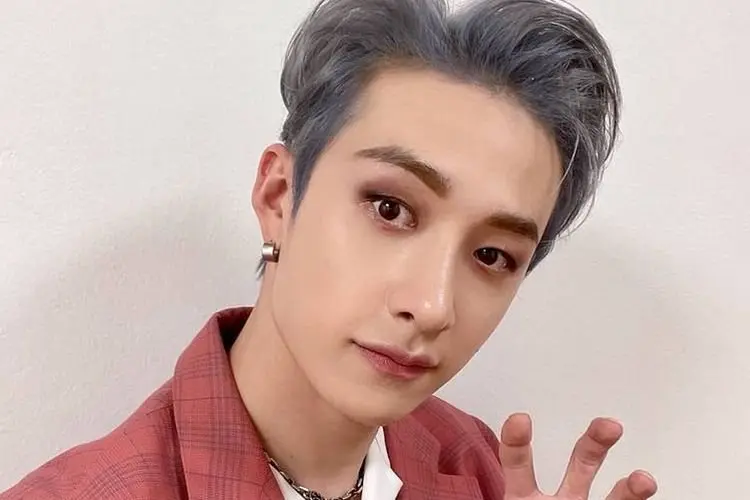 Bang Chan Stray Kids Baru saja Menjalani Operasi Kecil: Saya Memiliki Masalah Sinus