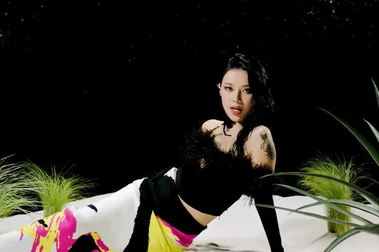 Lirik Laguââ Right Back â Moon Sujin feat. Tabber