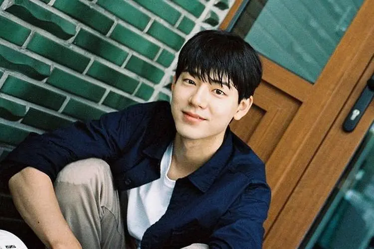 Bakal Jadi Ayah Muda di Drama 'Our Blues', Bae Hyun Sung: Belum Pernah Saya Alami Sebelumnya