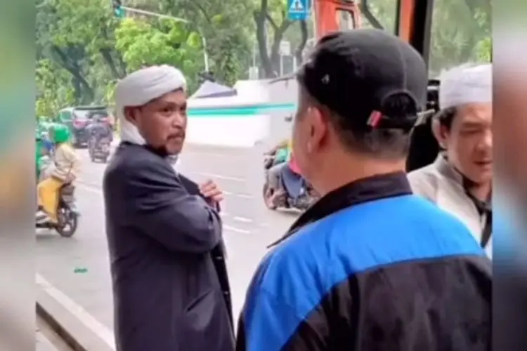 Kyai Pembaca Doa dalam Aksi Anies Presiden 2024 Ungkap Sosok yang Membayar Massa Aksi, Bernama Eddy?