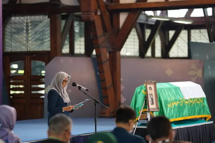 ITB Berduka, Guru Besar Sekolah Farmasi Prof. Asep Gana Suganda Berpulang