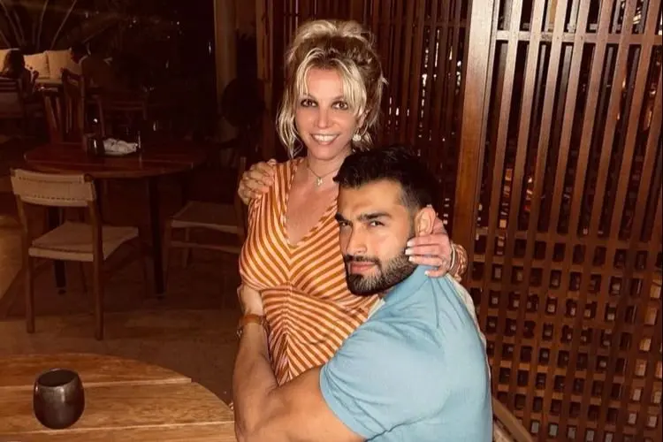 Britney Spears dan Sam Asghari Sudah Menikah! Ini Awal Pertemuan Pertama Kalinya, Langsung Pacaran