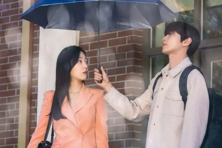 Spoiler Why Her? Episode 3: Gong Chan Beri Perlakuan Romantis, Oh Soo Jae Mulai Tertarik?