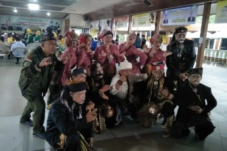 Kembali Eksis, Seniman Lengser di KBB Bangkit Usai Pandemi