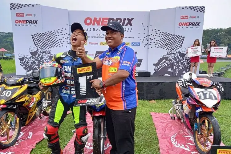 Pebalap Tasikmalaya Aditya Fauzi Juara 1 Kelas Expert Oneprix Sirkuit Sentul  Â 
