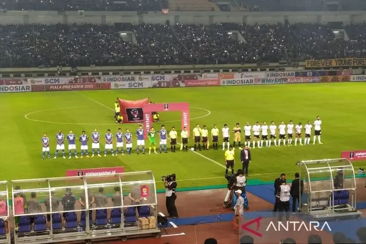 Duka Cita dari GBLA, Laga Persib Vs Bali United Diawali Mengheningkan Cipta bagi Eril