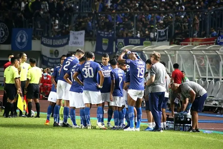 Bali United vs Persib Imbang 1-1, Teco Puji Atmosfer Bobotoh di GBLA