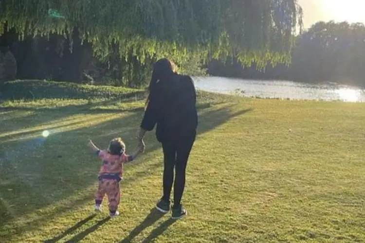 Kehamilan Masih Misteri, Naomi Campbell Tunjukkan Rasa Bahagia dengan Posting Foto Ini di Instagramnya