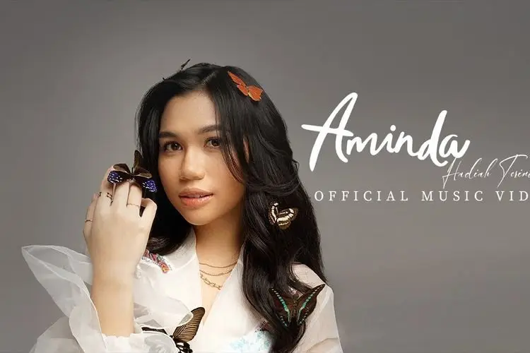 Lirik Laguââ Hadiah Terindah â Aminda