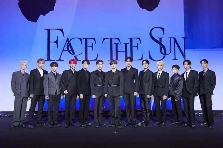 Keren! SEVENTEEN Masuk 10 Besar Billboard 200