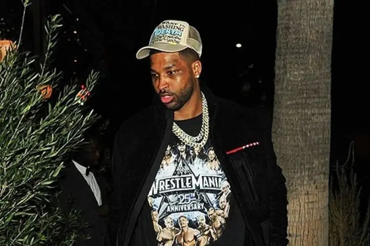 Hiraukan Berita Perselingkuhan dengan Maralee Nichols, Tristan Thompson Terlihat Senang Habiskan Waktu Sendiri