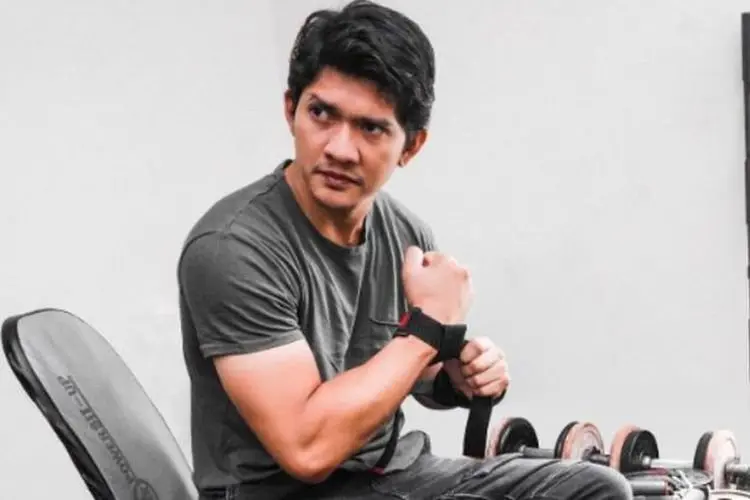 Dilaporkan Terkait Dugaan Penganiayaan, Pihak Iko Uwais Sebut Pelapor Putar Balikkan Fakta