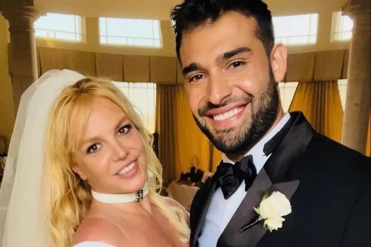 Rumah Baru, Pasangan Baru! Britney Spears Beli Rumah Seluas 1,6 Hektar untuk Ditinggali Bersama Sam Asghari