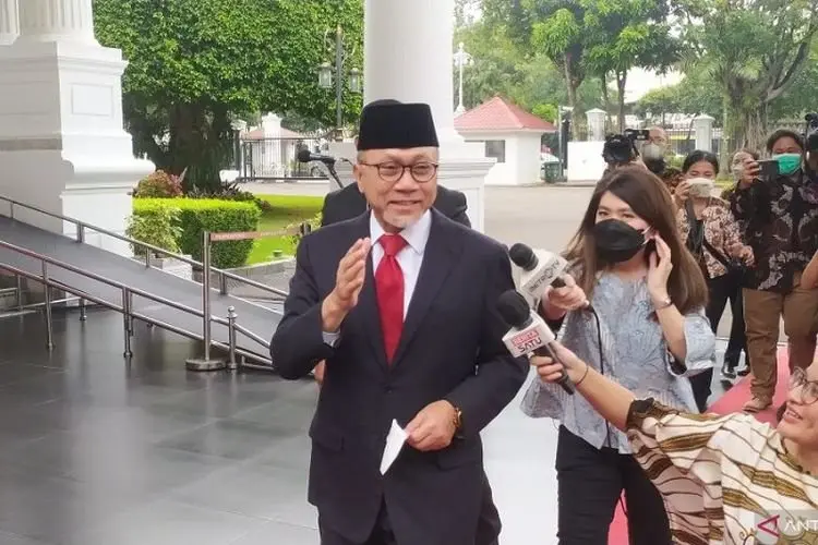 Begini Gaya Zulkifli Hasan Datang ke Istana, Jadi Menteri Perdagangan Baru?